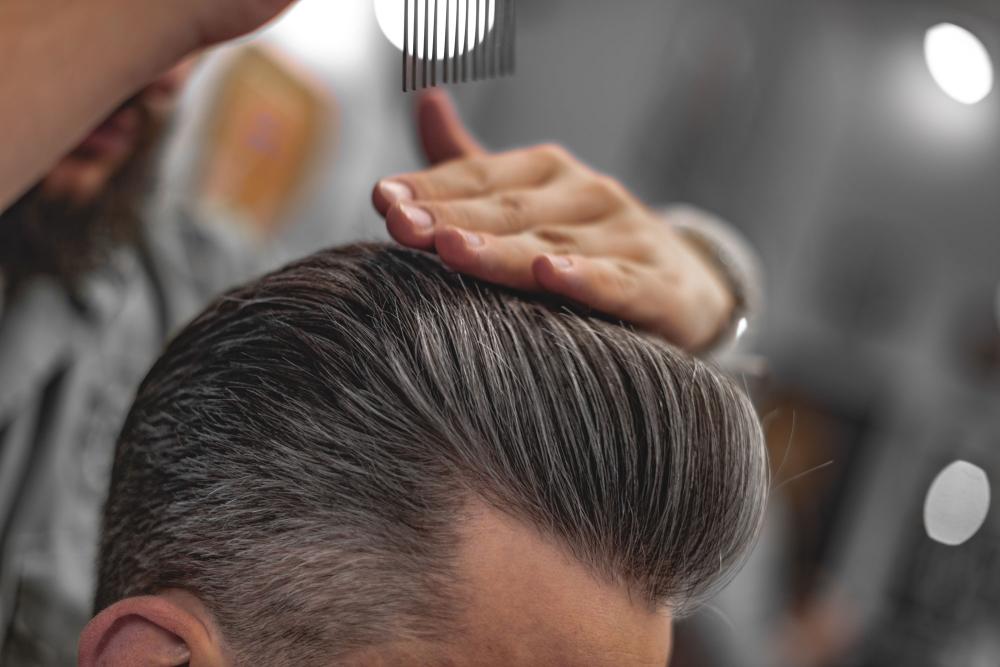 coupe-pompadour